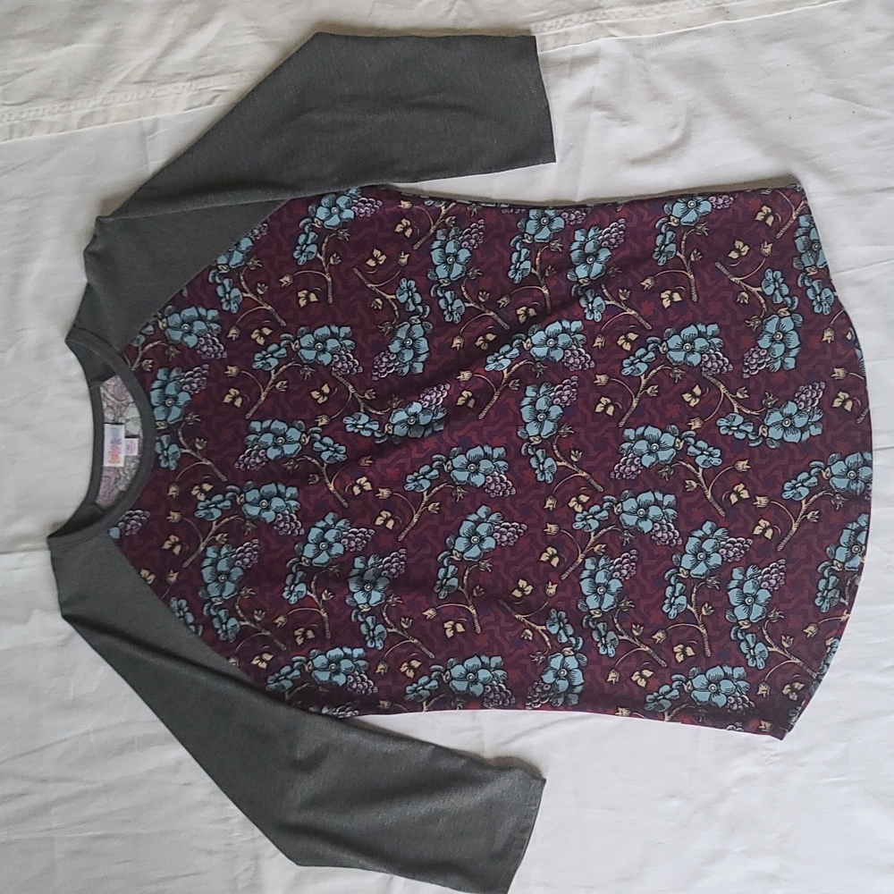 LulaRoe Randy 3/4 sleeve top gray & flower